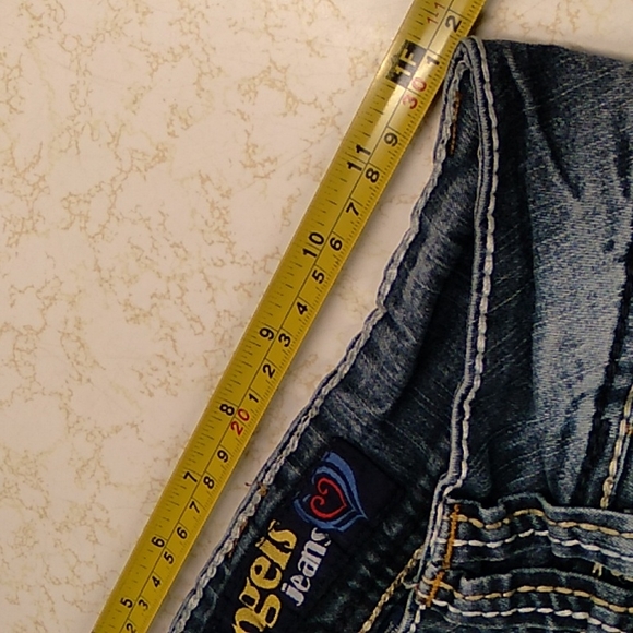 Angel Jean's - Picture 8 of 11